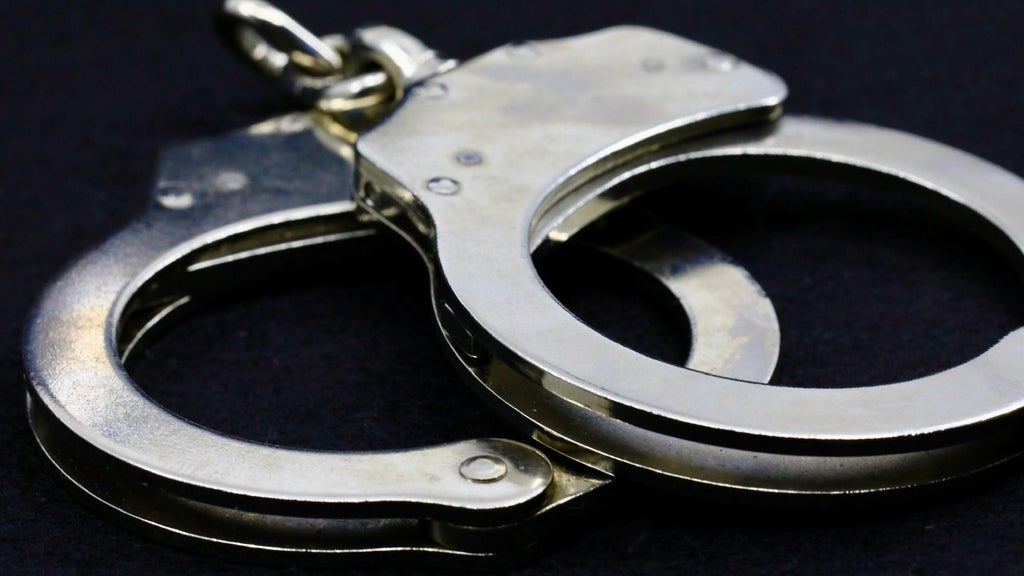 2 San José police officers arrested, accused of tampering with evidence — Atherton Community news