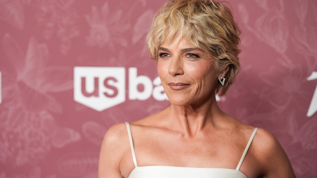 Actress Selma Blair arraigned following arrest for incident related to flight from LAX to JFK — CBS Bay Area (KPIX), Atherton Health news