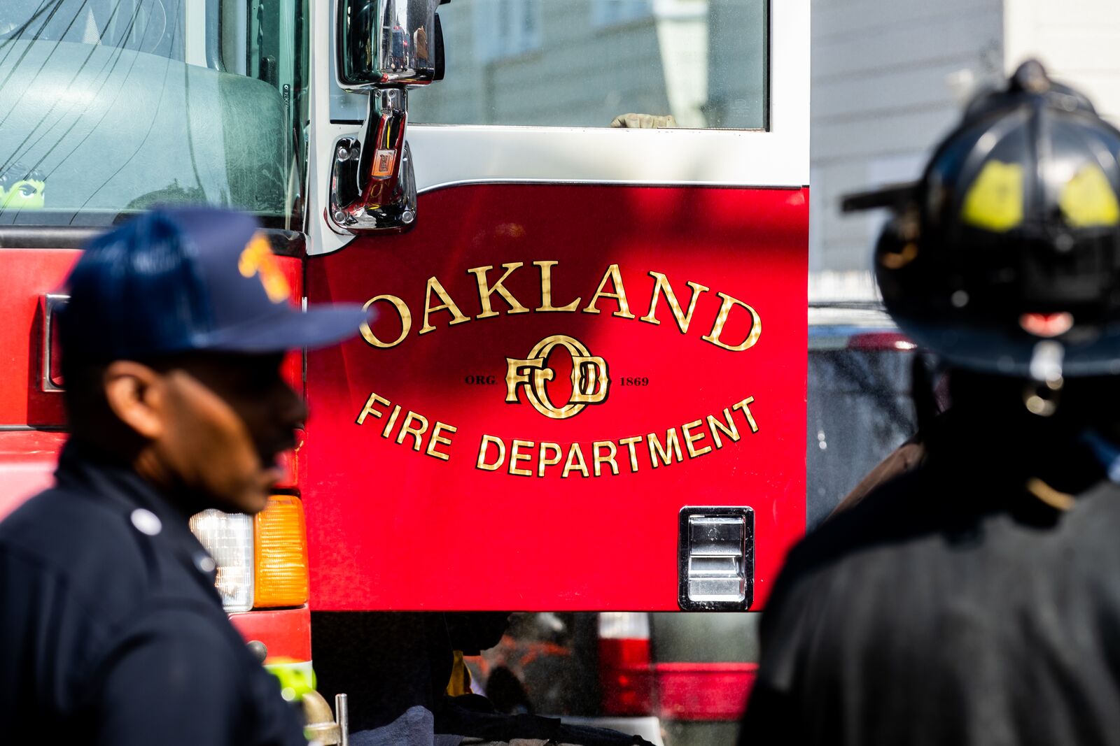 Firefighters are battling a fire in the Oakland-Berkeley hills — The Oaklandside, Atherton Community news