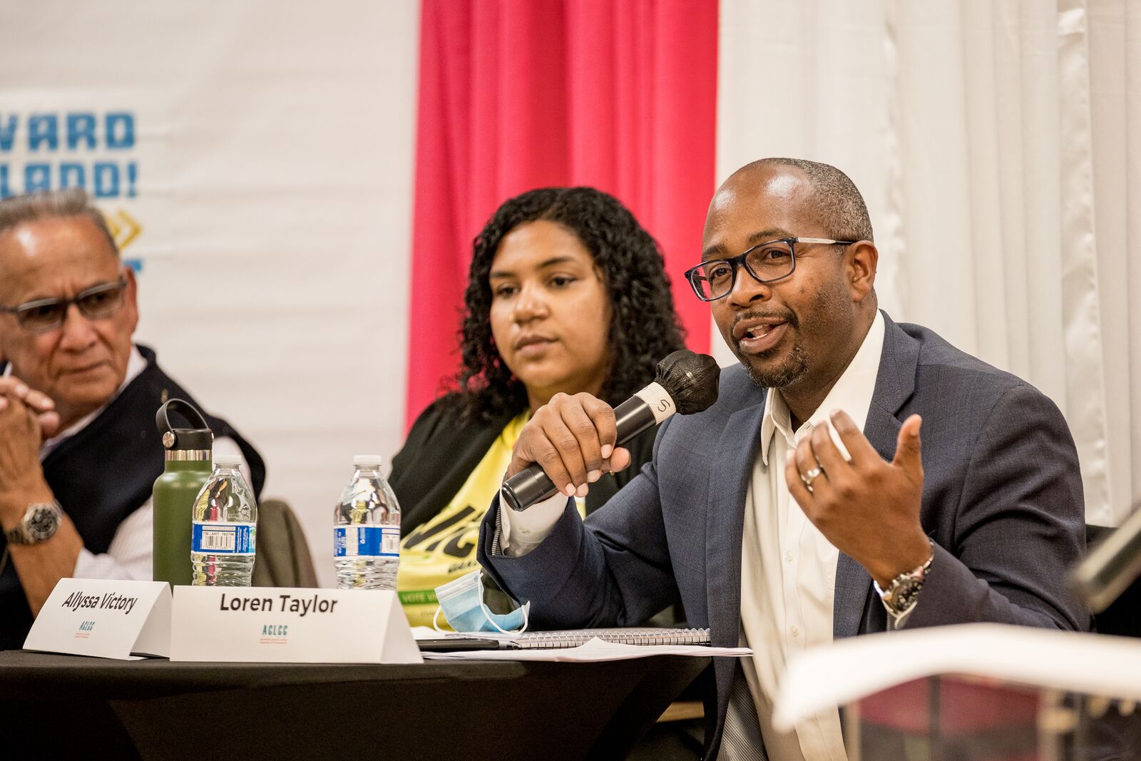 Thwarted in 2022’s mayoral election, Loren Taylor watches Thao in the hot seat — The Oaklandside, Atherton Arts news