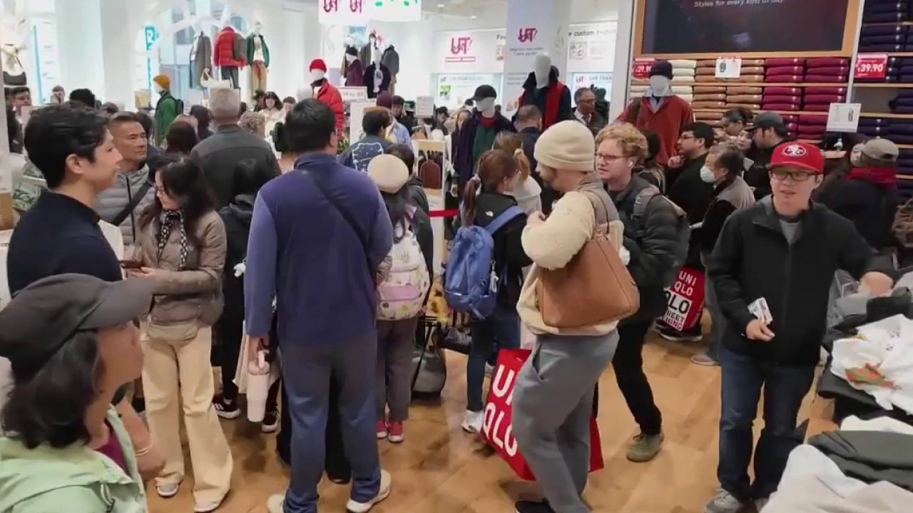 Crowds line up for grand opening of new Uniqlo store in SF — KTVU FOX 2 Bay Area, Atherton Business news