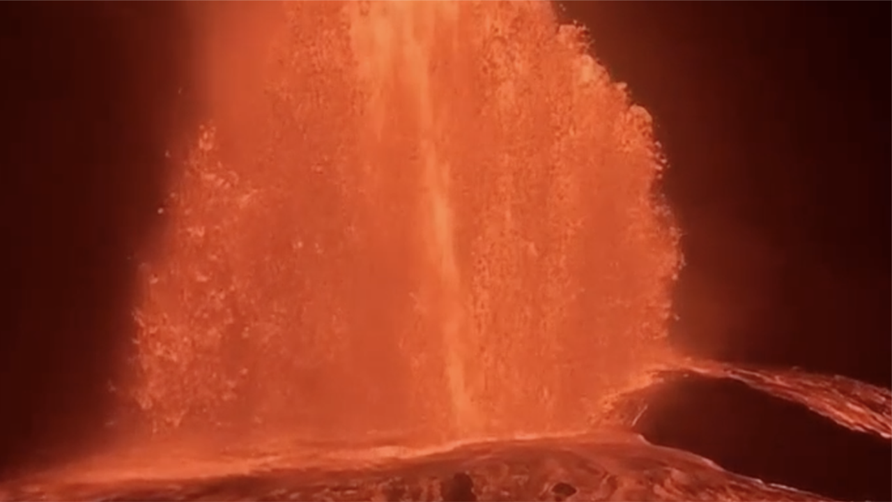 Watch: Hawaii's Kilauea volcano erupts spewing lava 700 feet in the air — KTVU FOX 2 Bay Area, Atherton Community news