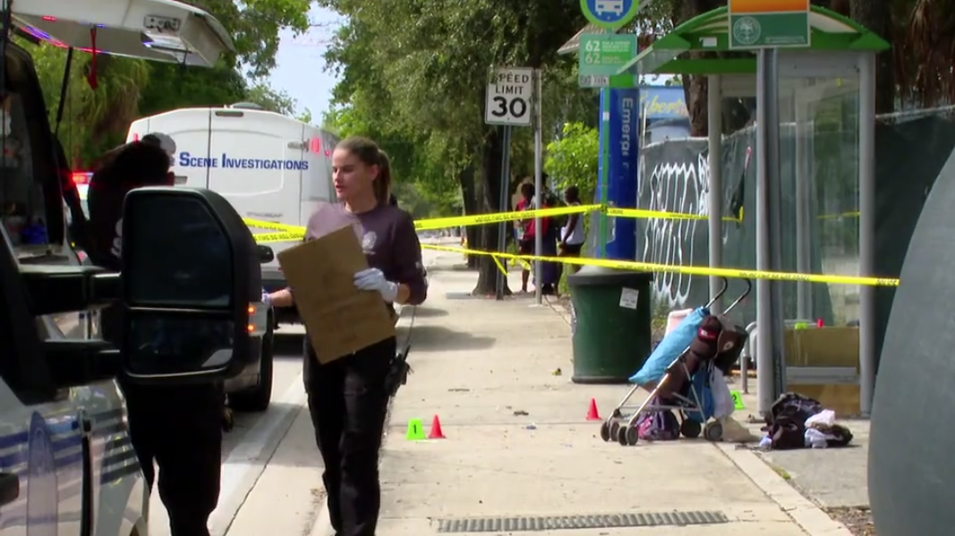 Attacker, victim injured in stabbing at Miami bus stop โ WSVN 7 Miami-Dade, Atherton Community news
