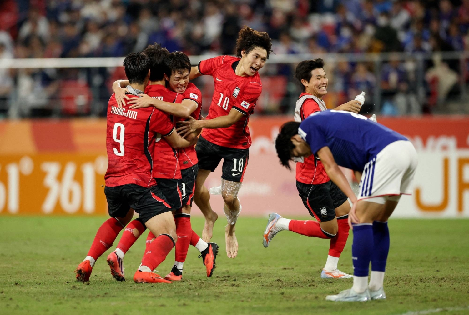  South Korea soccer players’ boasts spark rethink of military service exemptions  — Japan Times